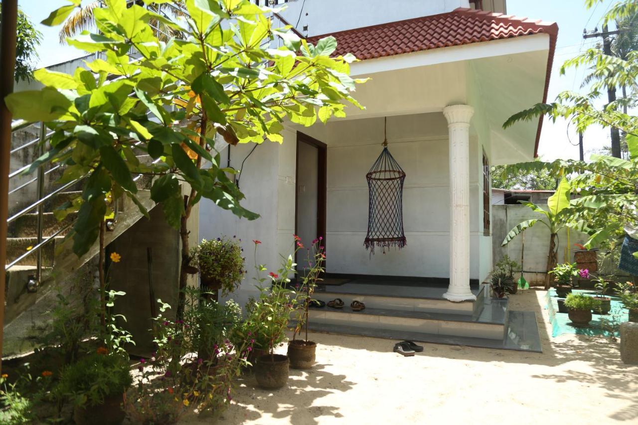 Sea Breeze Beach Home Alappuzha Exterior foto